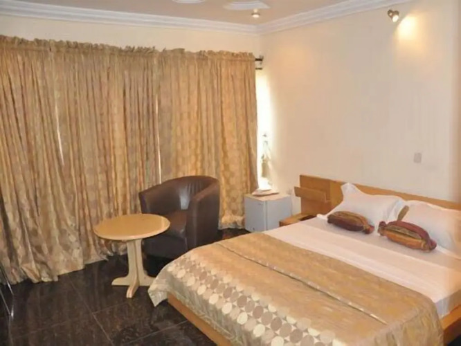Solitude Hotel Yaba — фото 4