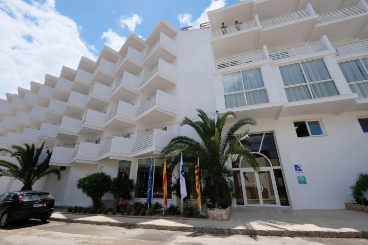 Azuline Hotel Palmanova Garden