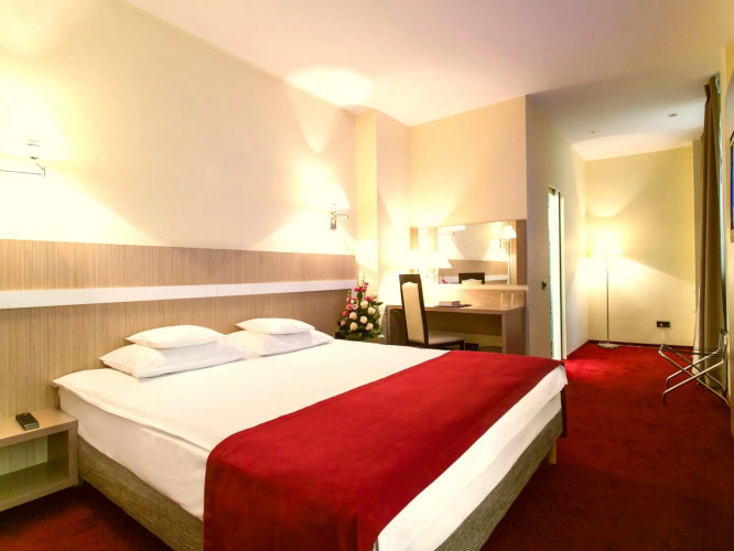 Trianon Hotel