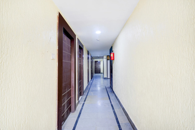 Townhouse Narayanaguda Metro Station Formerly Hotel Anshu Grand