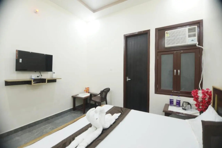 Hotel Nidhivan Dham — фото 2
