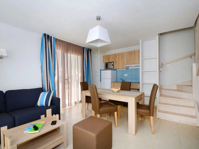 Spacious Getaway w/ Terrace — фото 2