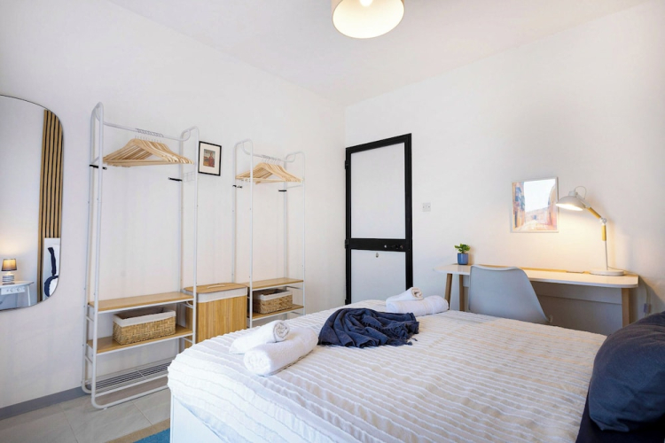 2BR Penthouse with Large Front Terrace — фото 4