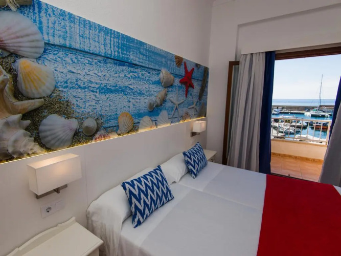 Hostal Cala Ratjada — фото 2