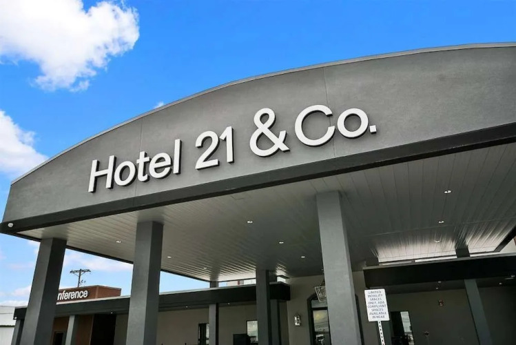 Hotel 21 & Co.