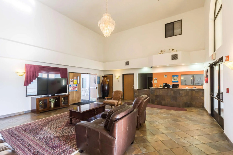 Quality Inn & Suites Junction — фото 2