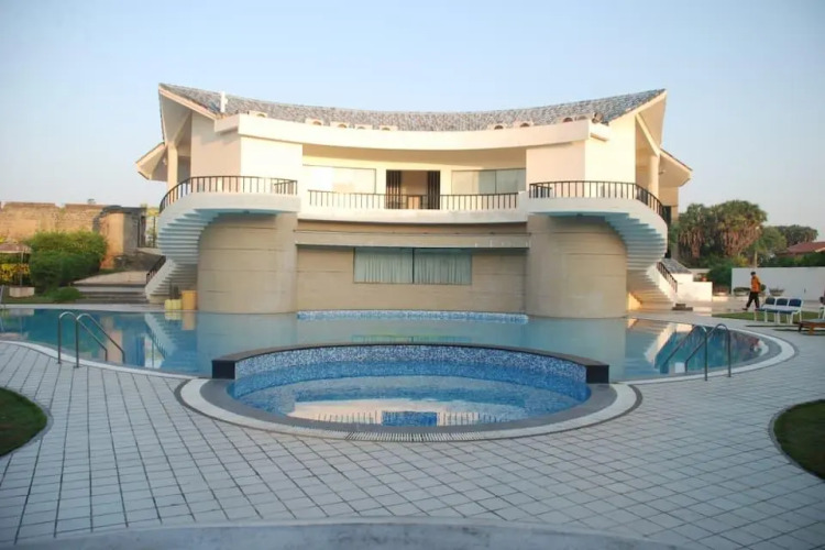 Azzaro Resort & Spa — фото 2