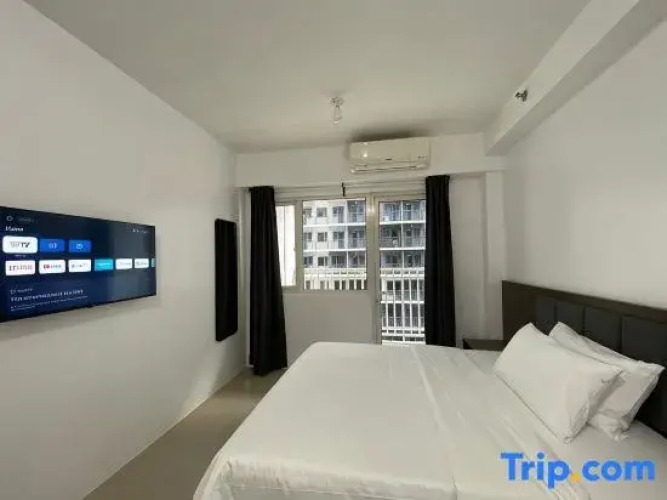 Shore - Spacious Room with Balcony 52D — фото 4