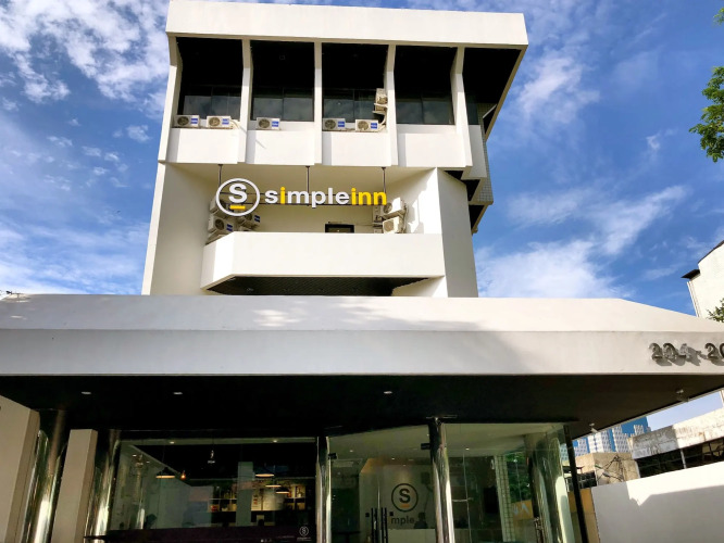 Yellow Bee Tanah Abang