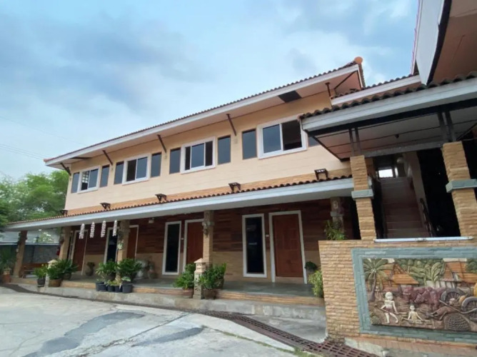Phunumfha Hotel