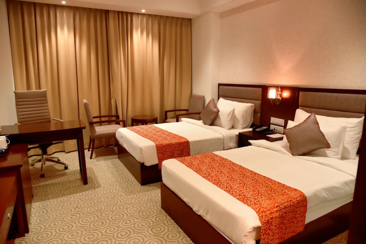 Pride Hotel & Convention Centre Indore — фото 4