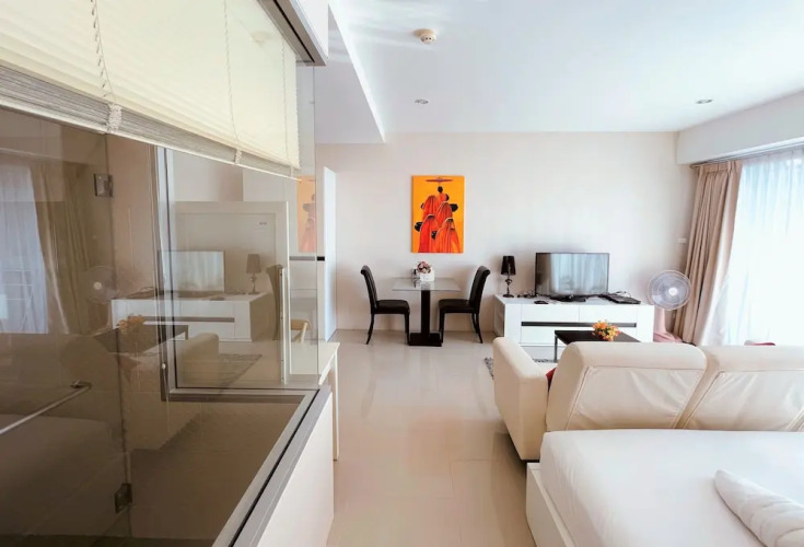 Chic Condo apartment by Lofty — фото 5