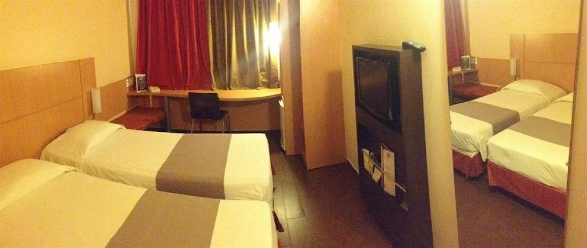 ibis Lins — фото 4