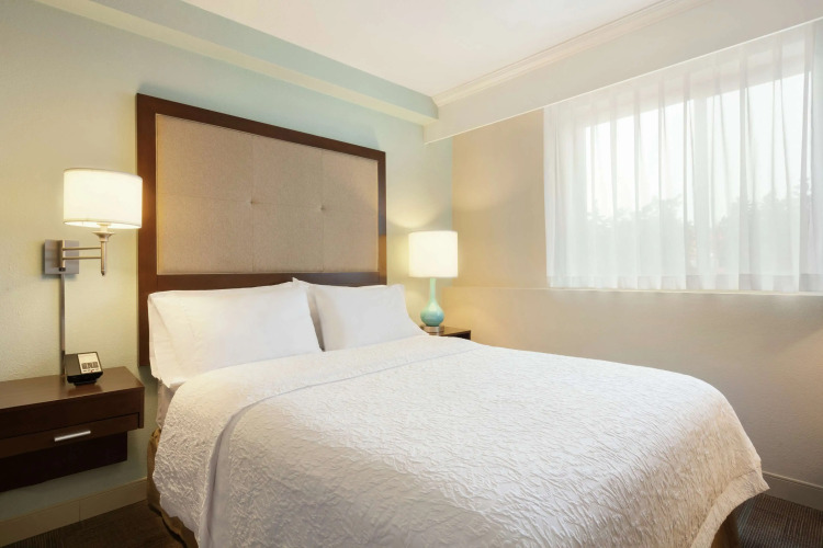 Hampton Inn Clackamas — фото 4