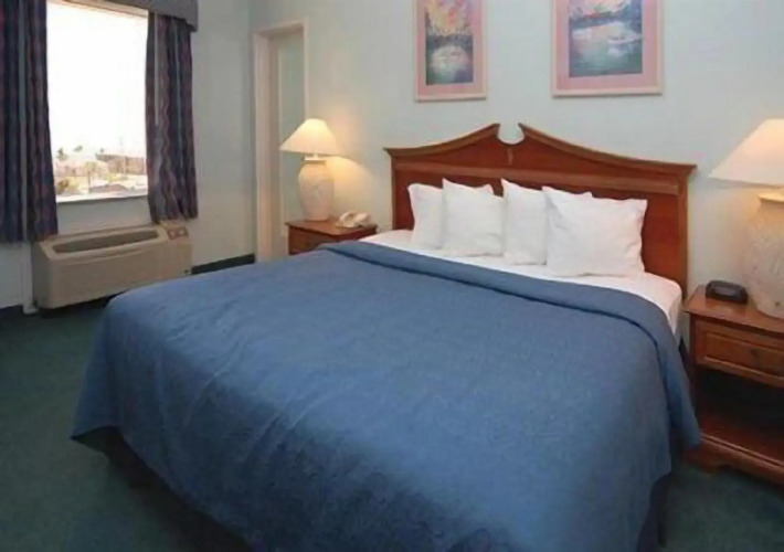 Cocoa Beach Suites — фото 2