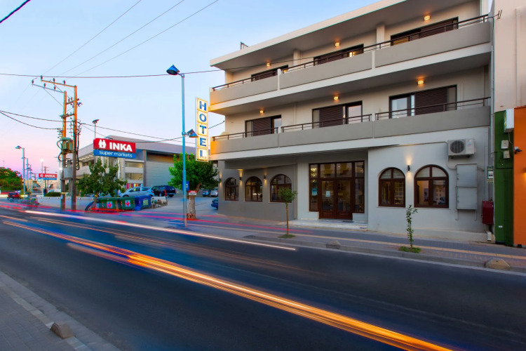 Eltina Hotel