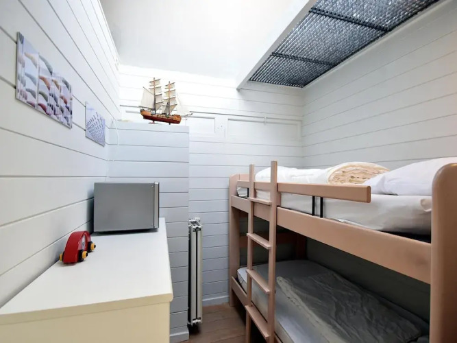 Bright Flat With Bunk Beds — фото 2