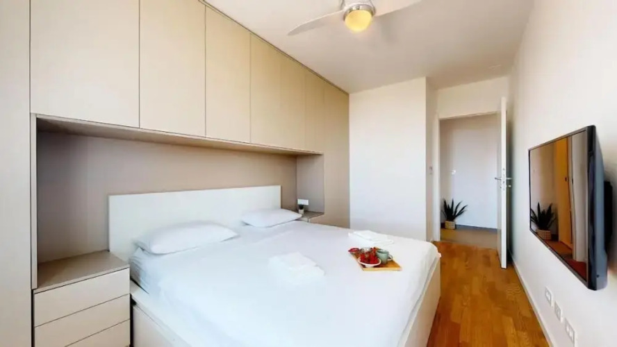 Mika's 2-Bedroom Seaview Flat & Parking — фото 5