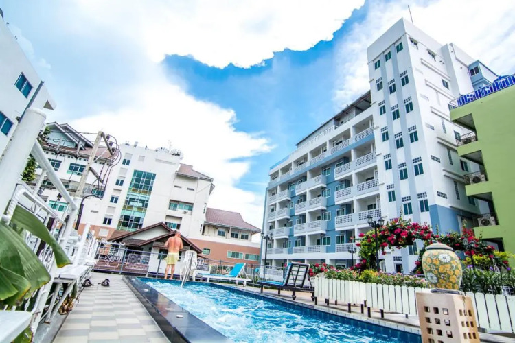 Sutus Court 7