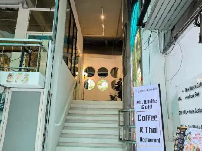 ZAYN Phrom Phong Hotel - Near Skytrain Phrom Phong Station