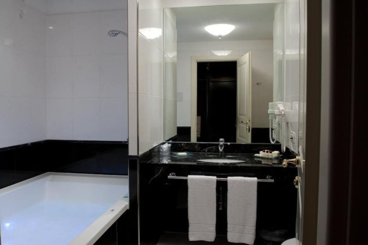 Hotel Maxim