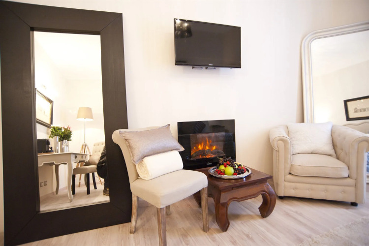 Town House 62