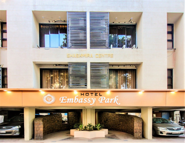 FabHotel Embassy Park BKC
