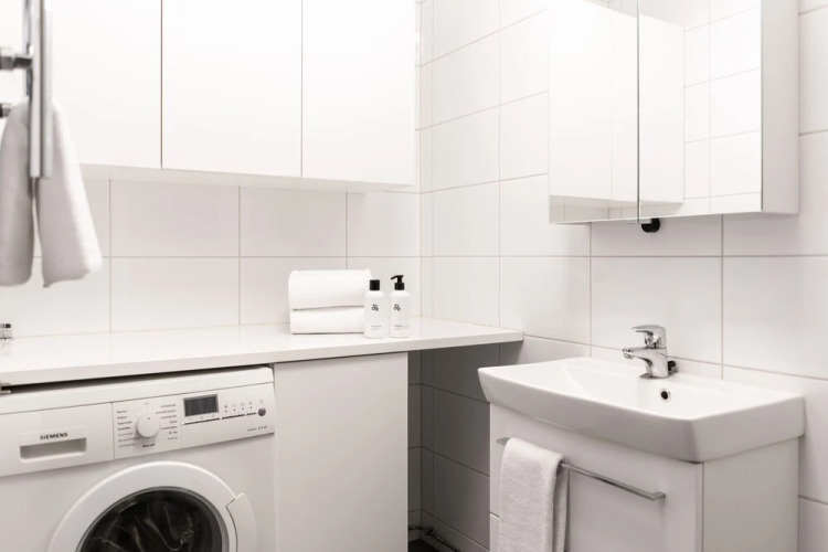Central studio with spacious bathroom — фото 4