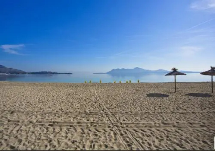 Modern marina seafront apartment — фото 2
