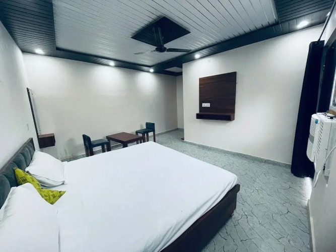 Ayodhya Dham Hotel By GRB — фото 4