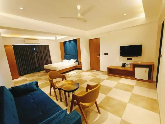 Hotel Prince Garden Daman — фото 4