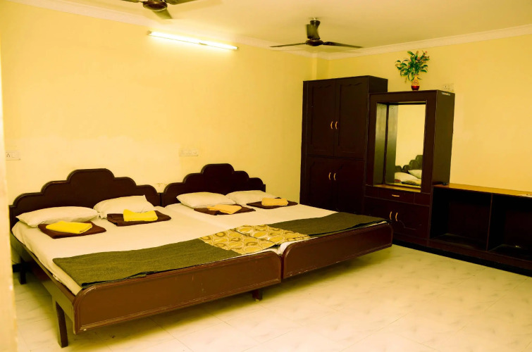 Hotel Gowtham — фото 2