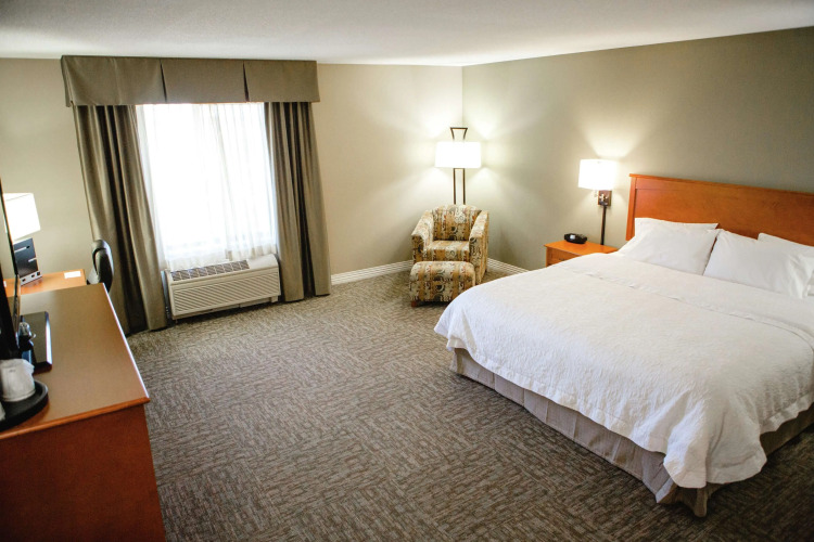Hampton Inn Mitchell — фото 5