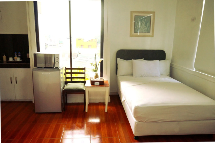 Makati Riverside Inn — фото 4