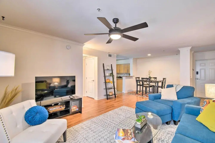 6 Mi to Downtown: Phoenix Condo w/ Pool Access! — фото 4