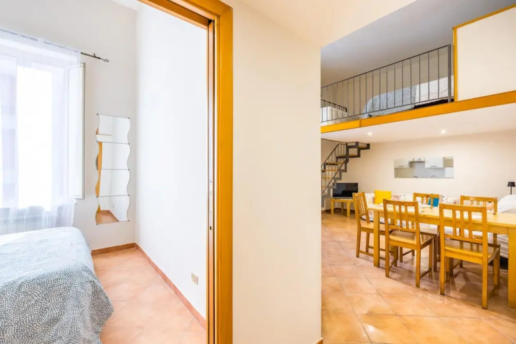 Vomero Duplex Apartment — фото 3