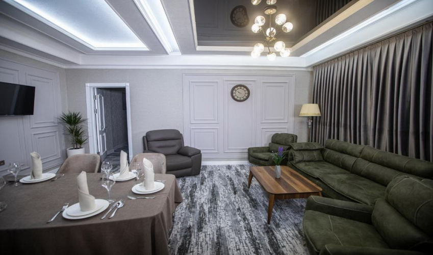 Фотография номера гостиницы Tinchlik Plaza Hotel