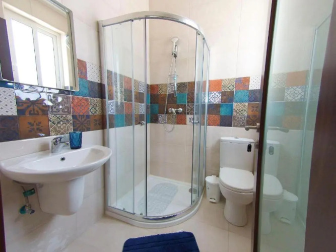 F11-1 Double room with private bathroom in shared Flat — фото 5