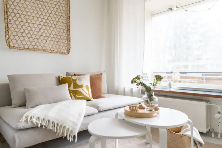 Upper floor studio with a balcony — фото 4