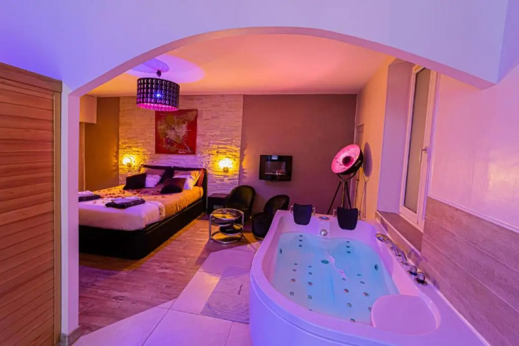 Suite Romantique & Spa — фото 2