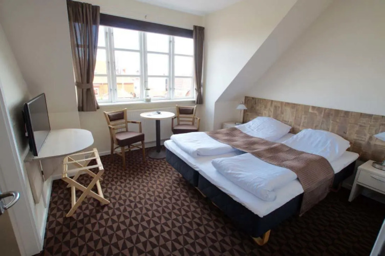Foldens Hotel — фото 3