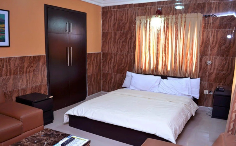 Inglesias Hotels