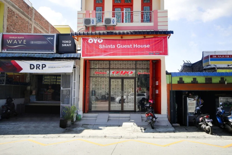 Shinta Guesthouse by OYO Rooms
