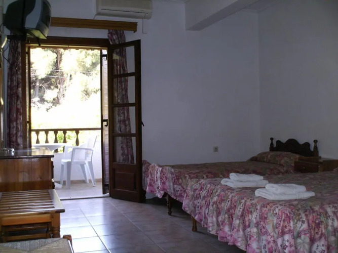 Koukounaries Beach Hotel — фото 5