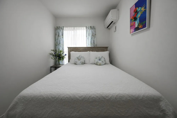 Araha Beachway Inn — фото 2