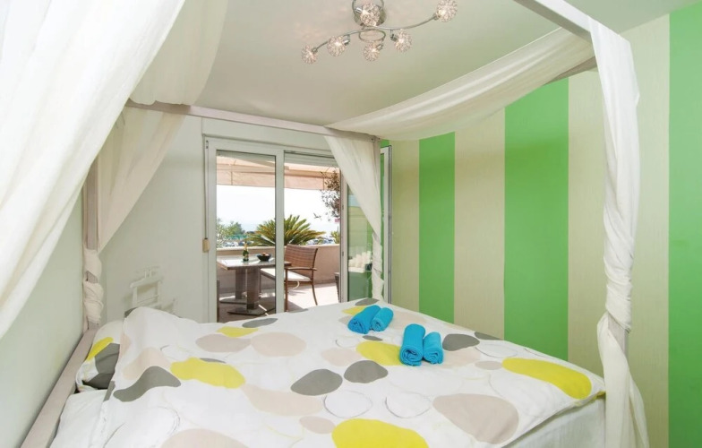 Nice Home in Split With Wifi and 3 Bedrooms — фото 5