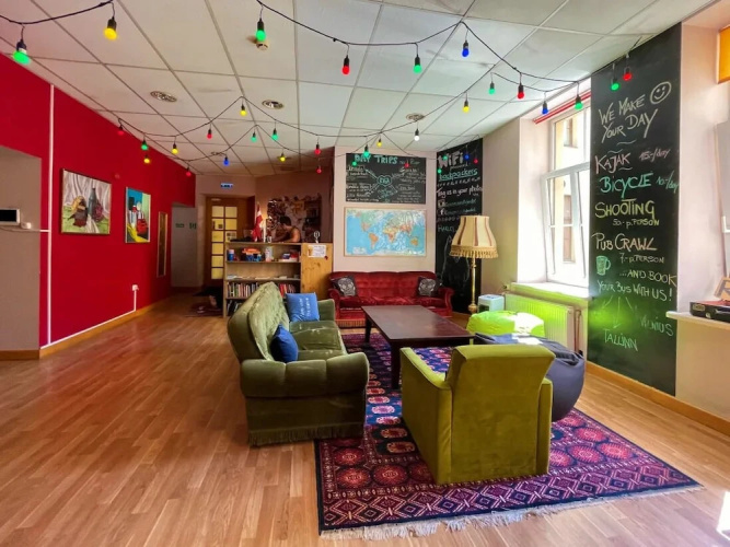 Cinnamon Sally Backpackers Hostel — фото 2