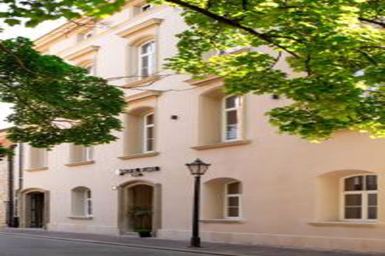 Hotel Teatr