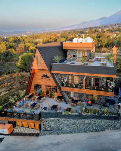 Hill Sides Inn