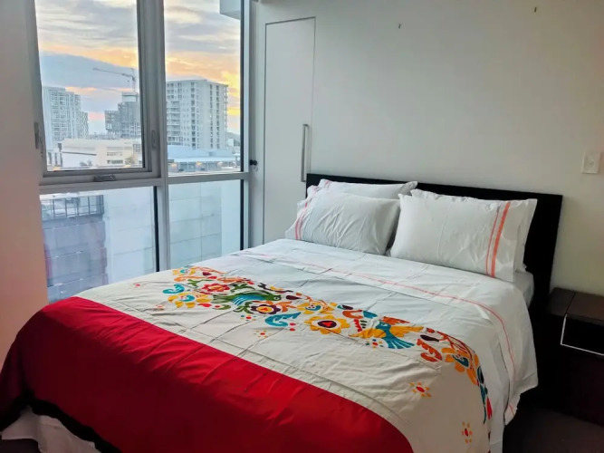 Adelaide Central Skyline Panoramic Suite — фото 4